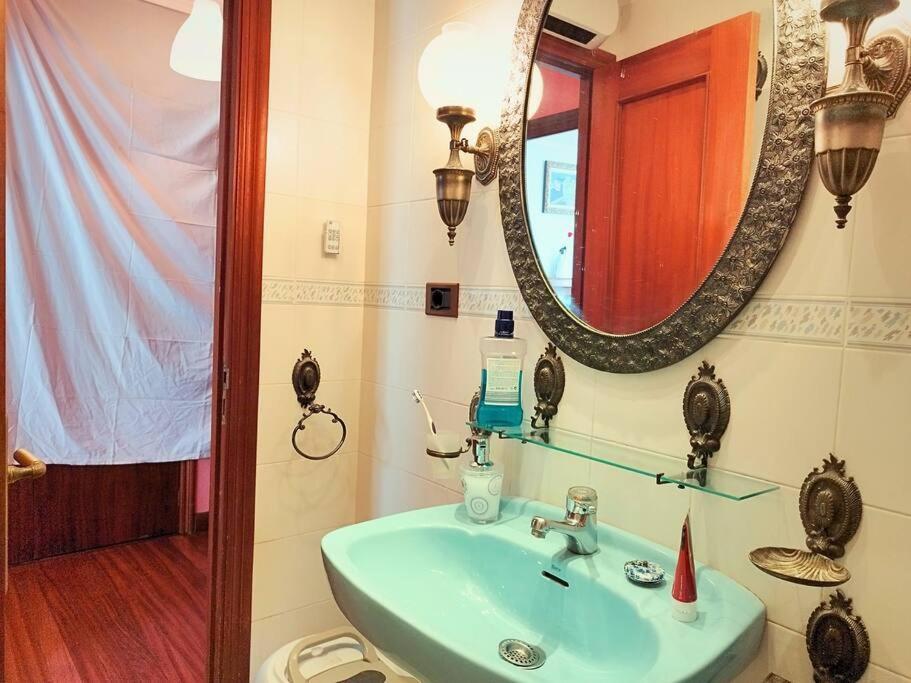 Castro-Urdiales Apartamento 3 Minutos De La Playa 乌迪亚莱斯堡 外观 照片