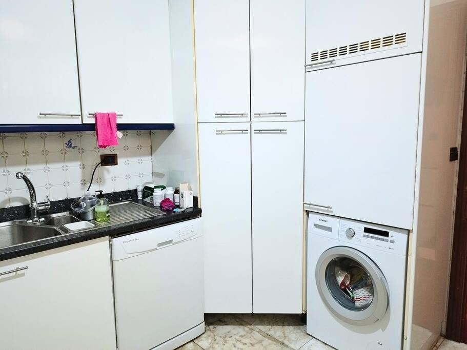 Castro-Urdiales Apartamento 3 Minutos De La Playa 乌迪亚莱斯堡 外观 照片