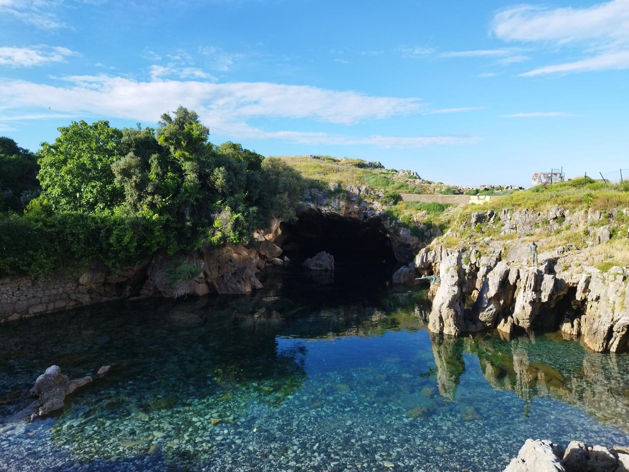 Castro-Urdiales Apartamento 3 Minutos De La Playa 乌迪亚莱斯堡 外观 照片